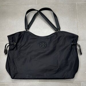 ✨On sale!✨ Tory Burch Nylon Slouchy Black Tote Bag